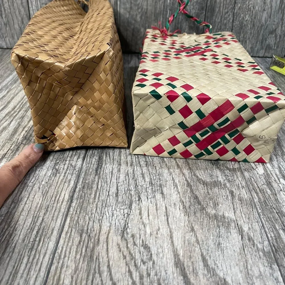 Bundle of 2 Woven Straw Beach Raffia Gift Bags